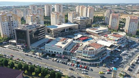 Kommersiell eiendom til salgs i Basaksehir, ideell for statsborgerskap