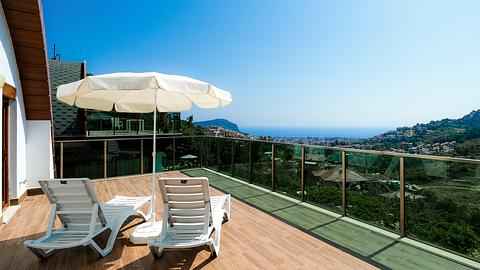 Villa til salg i Alanya Tepe: 5 soveværelser med statsborgerskabsmulighed