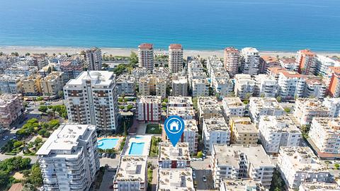 2-værelses lejlighed til salg med pool i Mahmutlar, Alanya, tæt på havet