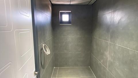 Splinterny villa beliggende i Dosemealti nord for Antalya