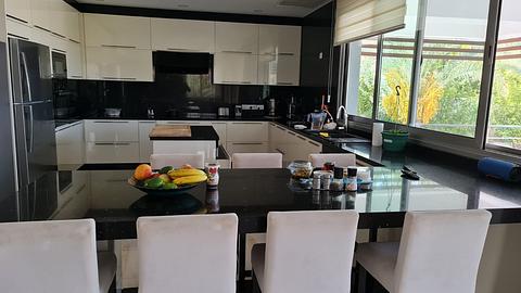 Luksuriøs 5+1 villa i Catalkoy
