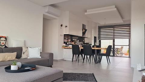 Til salg: Villa med 3 soveværelser og udsigt til hav og natur i Nordcypern