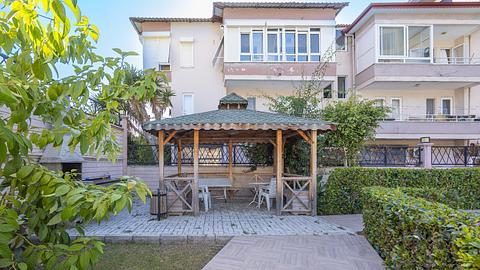 2-værelses lejlighed til salg med pool nær havet i Mahmutlar, Alanya
