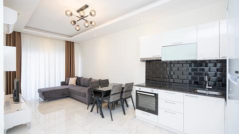 آپارتمان ۱+۱ مبله مدرن نزدیک به دریا در کسطل